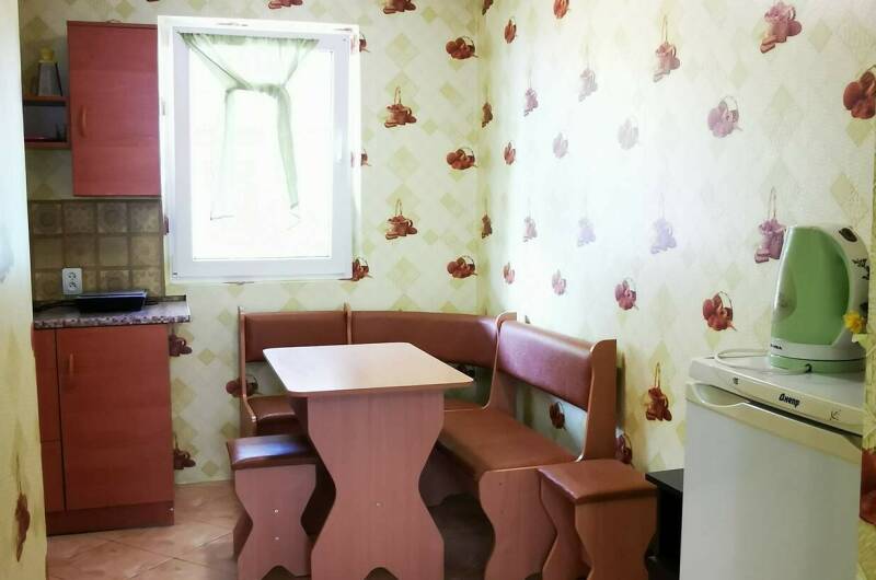 Семейный «комфорт» с кухней на 4 человека № 8