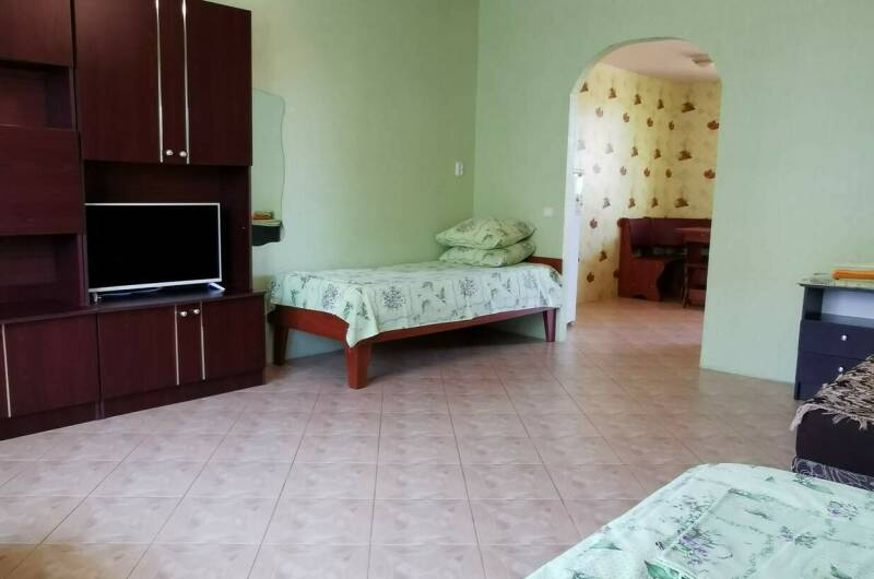 Семейный «комфорт» с кухней на 4 человека № 7