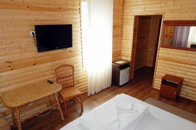 4-х местный «Полулюкс» с видом на море и горы