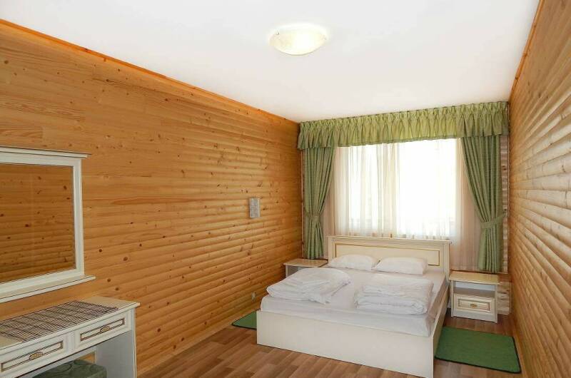 5-ти местный 2-х комн номер с видом на море и горы