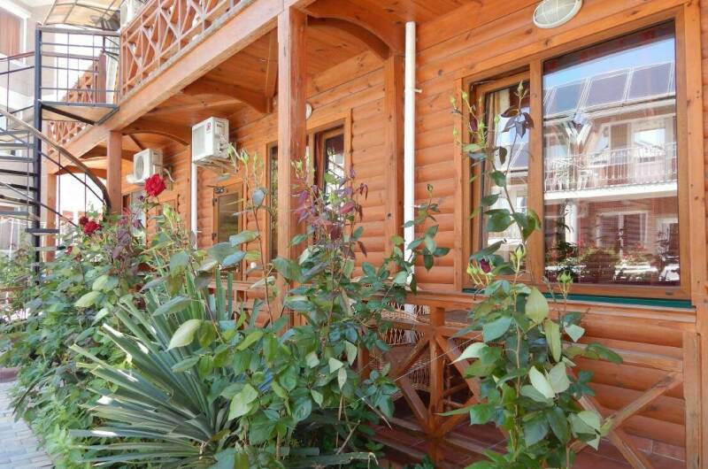 Деревянный коттедж с кухней до 4 человек