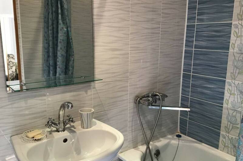 Номер на 2−4 человека