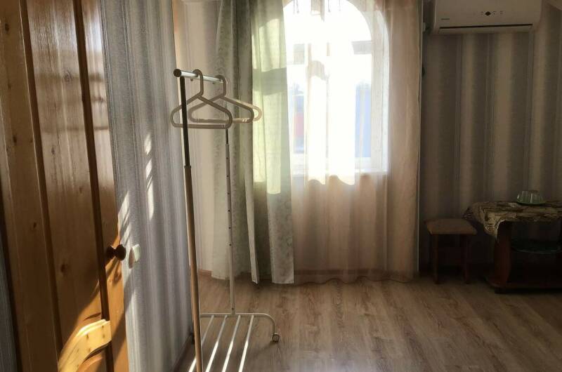 Номер на 2−4 человека