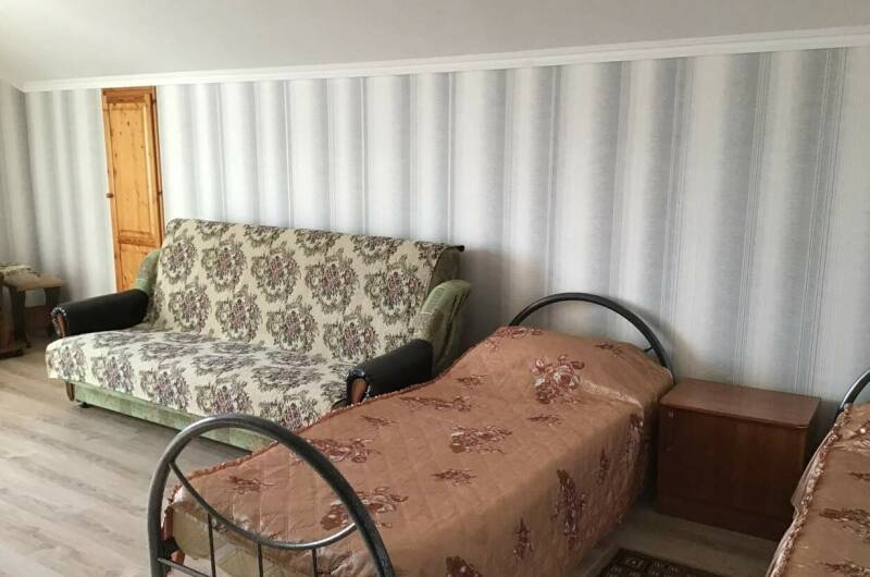 Номер на 2−4 человека