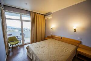 Изображение квартиры "Апартаменты «Домик Петра у моря 2.0»"