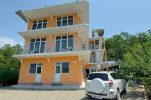 Изображение отеля / гостиницы "Гостевой дом «Лев» (Левушка)"