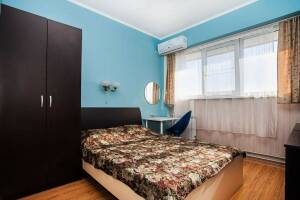 Изображение квартиры "Двухкомнатная квартира возле моря"