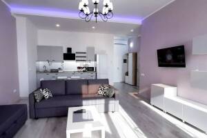 Изображение квартиры / апартамента "2-х комнатная квартира в центре (74 м²)"