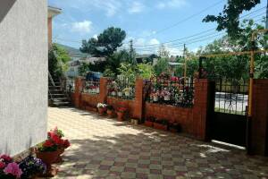 Изображение гостиницы "Гостевой дом «Красный дом»"