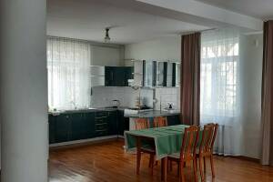 Изображение квартиры "Коттедж в центре"