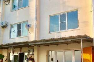 Изображение отеля / гостиницы "Эллинг 77 «Нинель»"