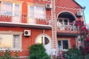 Изображение квартиры / апартамента "Этаж под ключ с отдельным входом до 11 гостей"