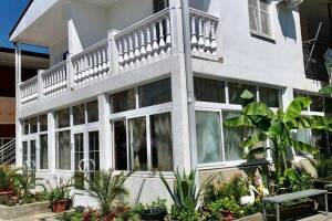 Изображение отеля / гостиницы "Гостевой дом «У Евы»"