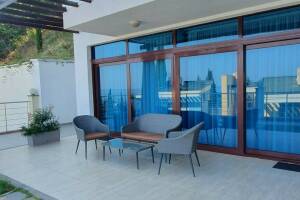 Изображение квартиры "Апартаменты с террасой и бассейном"