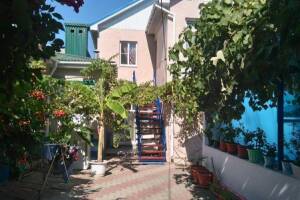 Изображение отеля / гостиницы "Гостевой дом «На Комарова 17»"