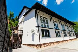 Изображение отеля / гостиницы "Гостевой дом «Золотой песок» (бывш. «The Home»)"