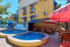 Изображение гостиницы "Частный дом с комнатами для гостей на Ангарском 5"