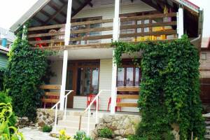 Изображение отеля / гостиницы "Гостевой дом «Тихий Дворик в Бетте»"