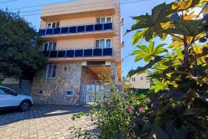 Изображение отеля / гостиницы "Гостевой дом «Desi &amp; Dali»"