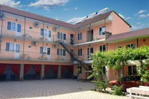 Изображение отеля / гостиницы "Гостевой дом «Дениз»"