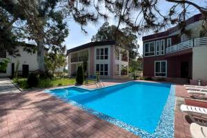 Изображение отеля / гостиницы "Апартаменты «Lazurniy Bereg»"